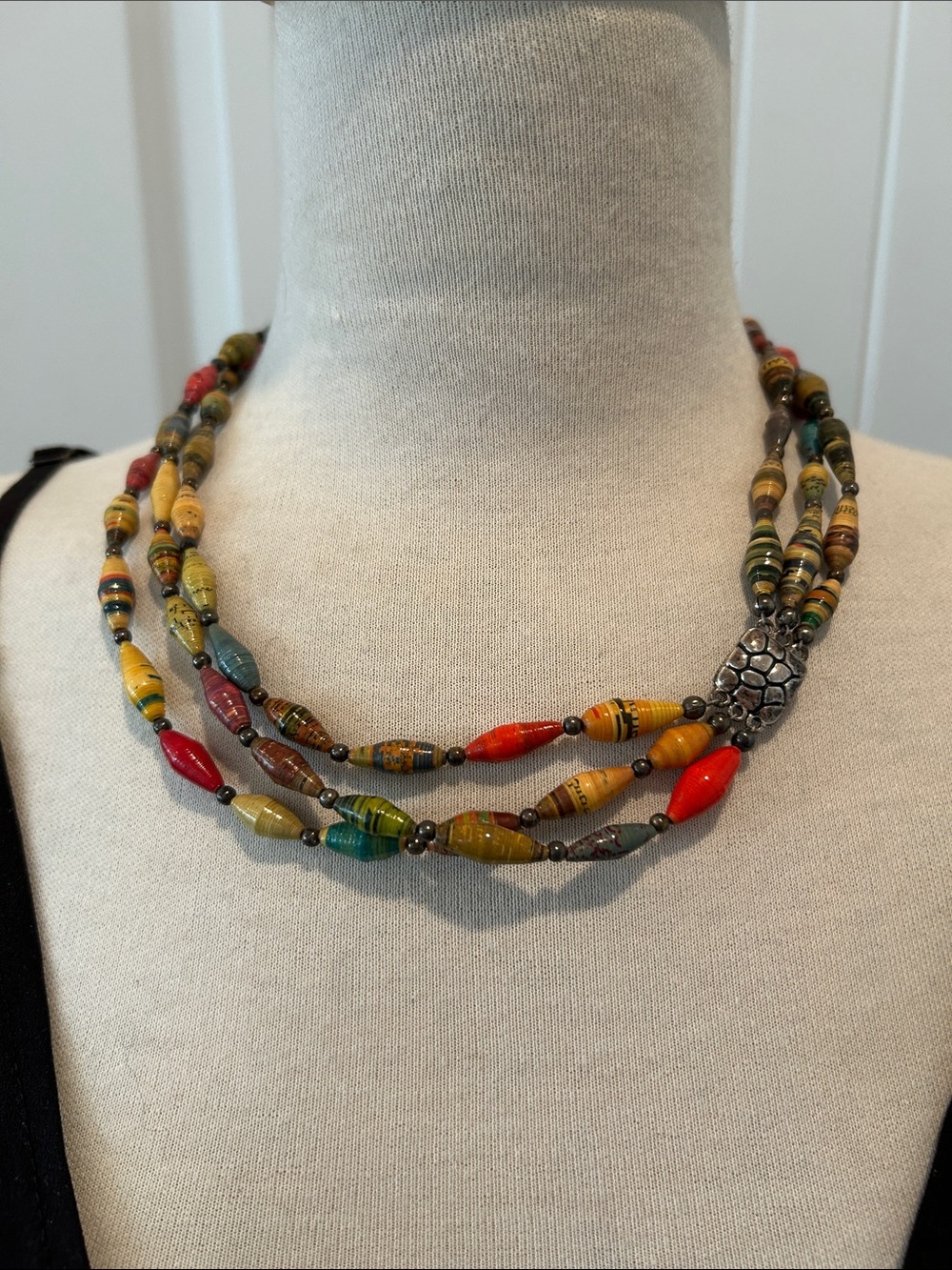 Multi layer Necklace - Picture 5 of 7